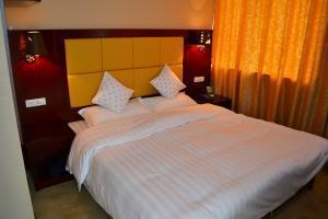 Guilin Jinxiu Xiaoxiang Business Hotel Lingchuan  ห้อง รูปภาพ